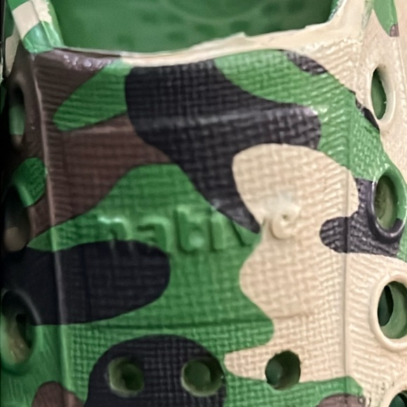 Native Jefferson Camo and White Shoes - Picture 10 of 11